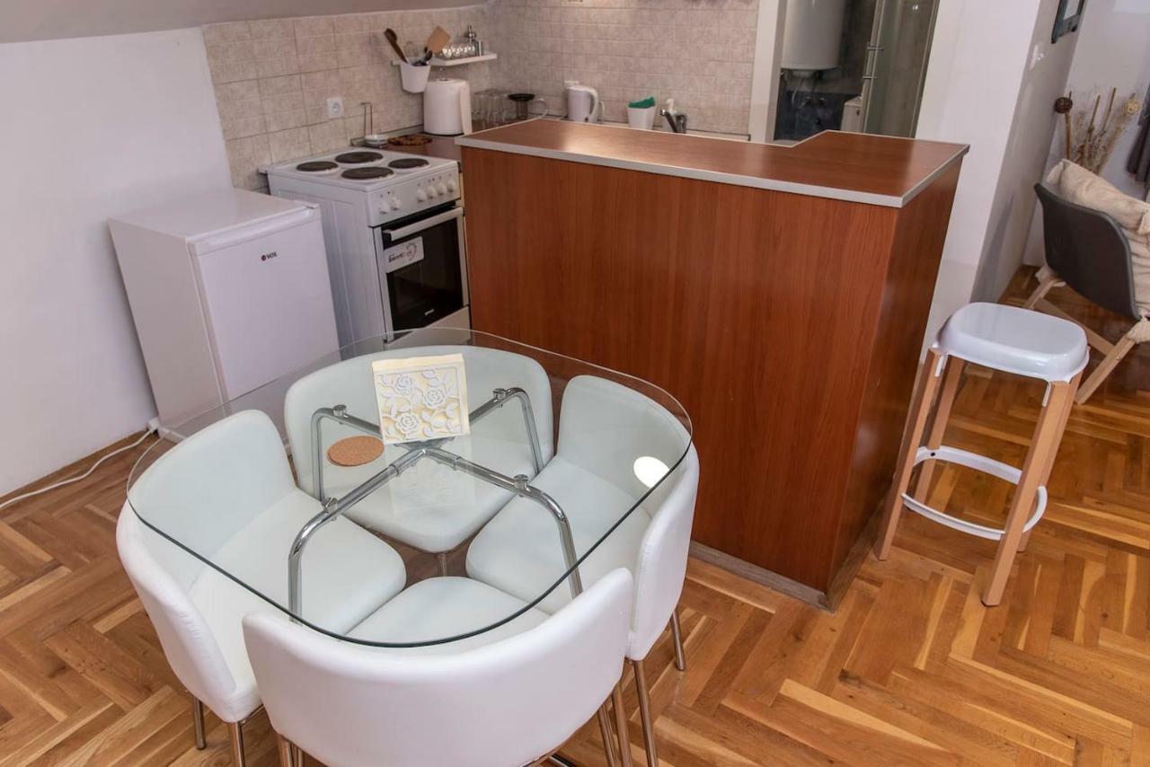Piccolo Studio Belgrade,Crveni Krst Buitenkant foto